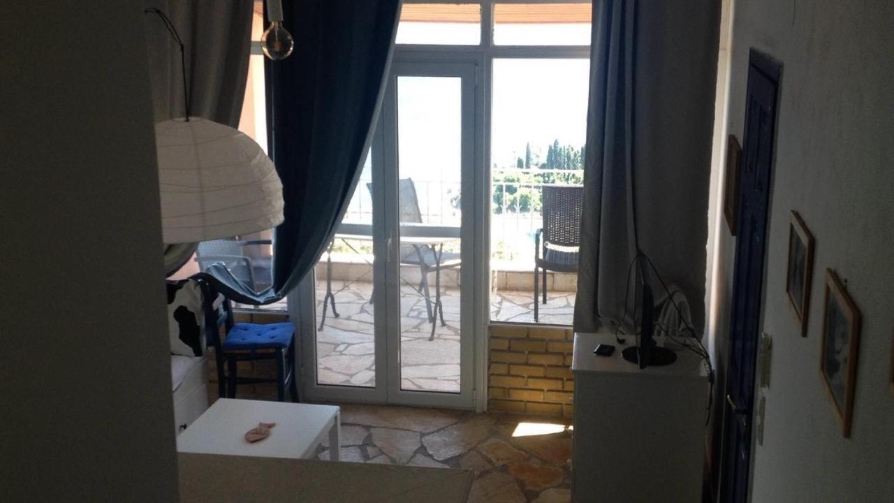 Maria Corfu Loustri Hotel Gimari Exterior photo