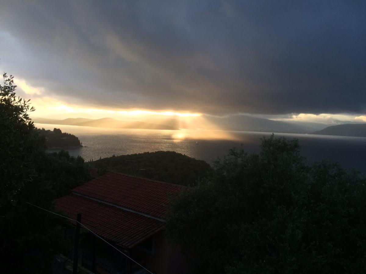 Maria Corfu Loustri Hotel Gimari Exterior photo